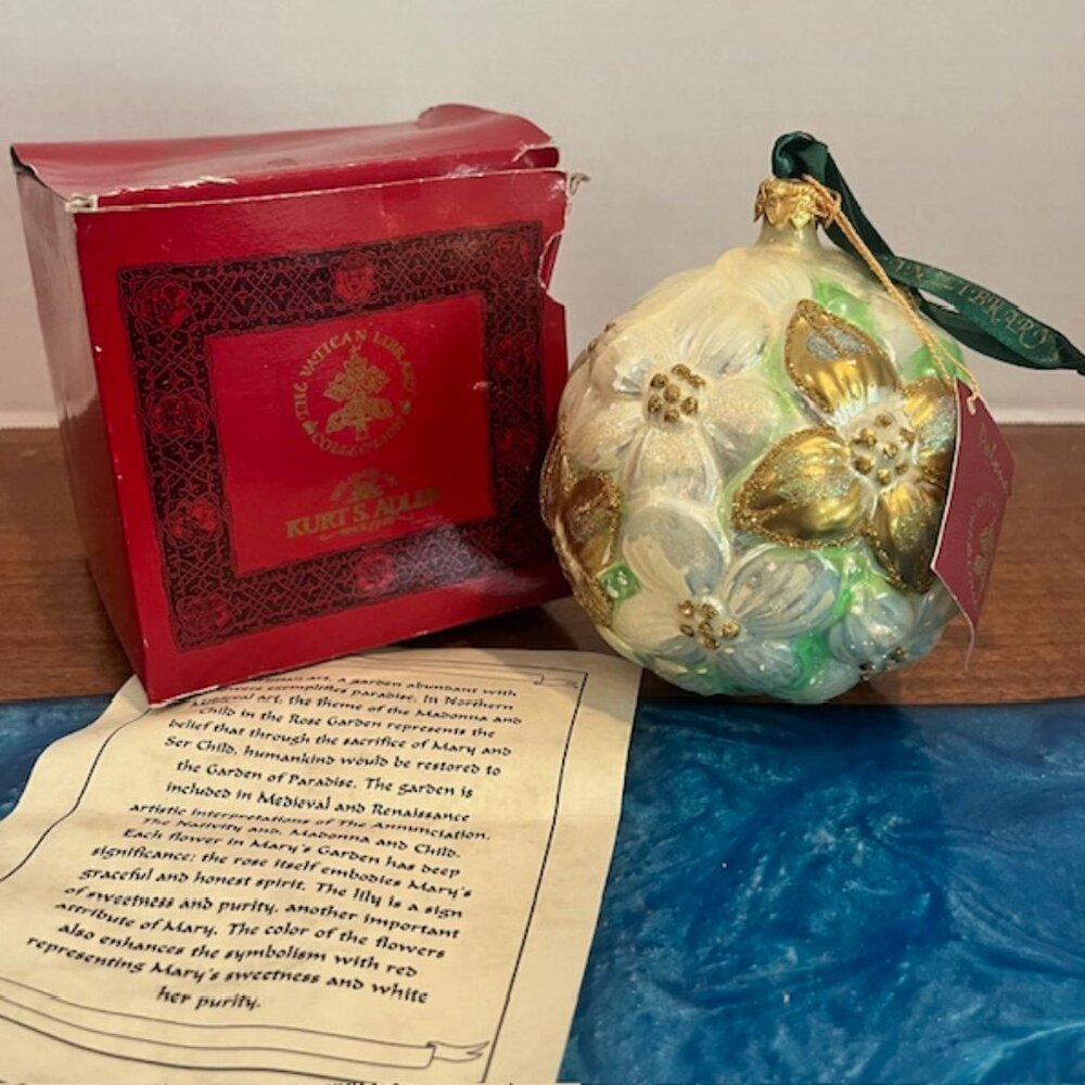 Kurt Adler Vatican Library Polonaise Collection Garden of Mary Lily Ornament